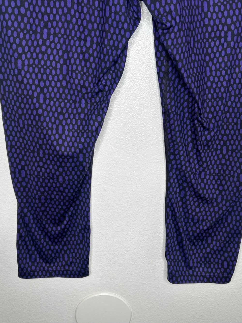 Nike Dri-fit Womens Purple Athletic Dotted Running Capri Pants Size XL - Picture 7 of 9